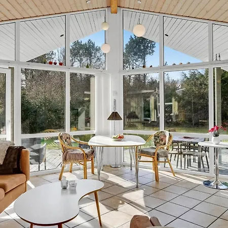 Feriehus Cozy In With Sauna Ebeltoft