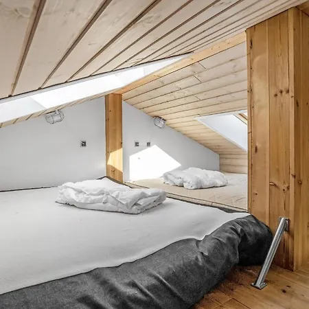 Cozy Home In Ebeltoft With Sauna Ferienhaus