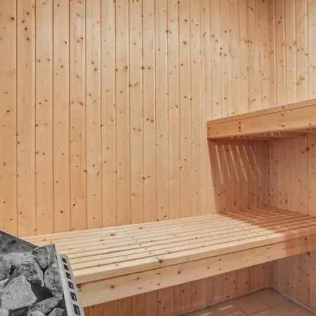 Cozy In With Sauna Ebeltoft