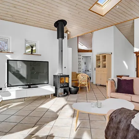 Cozy Home In Ebeltoft With Sauna * Ebeltoft