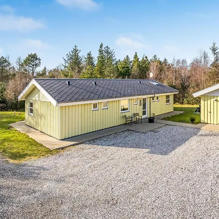 Cozy Home In Ebeltoft With Sauna Ebeltoft